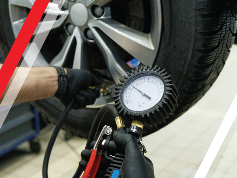 Nitrogen tyre filling service in Dubai & Abu Dhabi to enhance tyre pressure stability and extend tyre life.